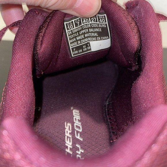 Skechers Dual-Lite Lite-Weight Memory Foam Maroon/Wine Slip On Sneakers. 10 - Picture 12 of 12